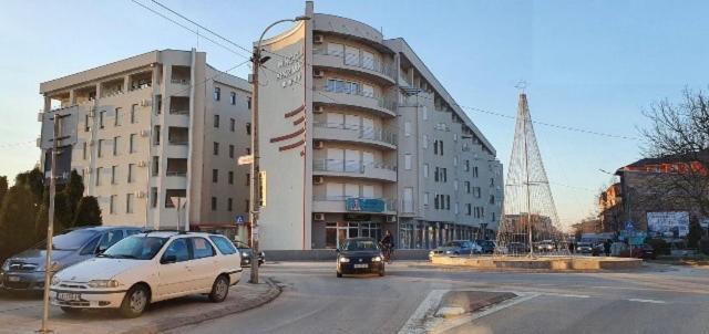 Sladjawing2 Apartment Jagodina Ngoại thất bức ảnh
