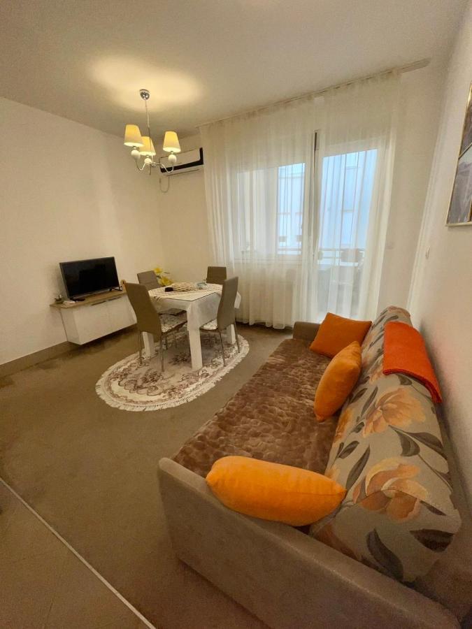 Sladjawing2 Apartment Jagodina Ngoại thất bức ảnh
