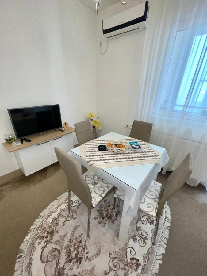 Sladjawing2 Apartment Jagodina Ngoại thất bức ảnh